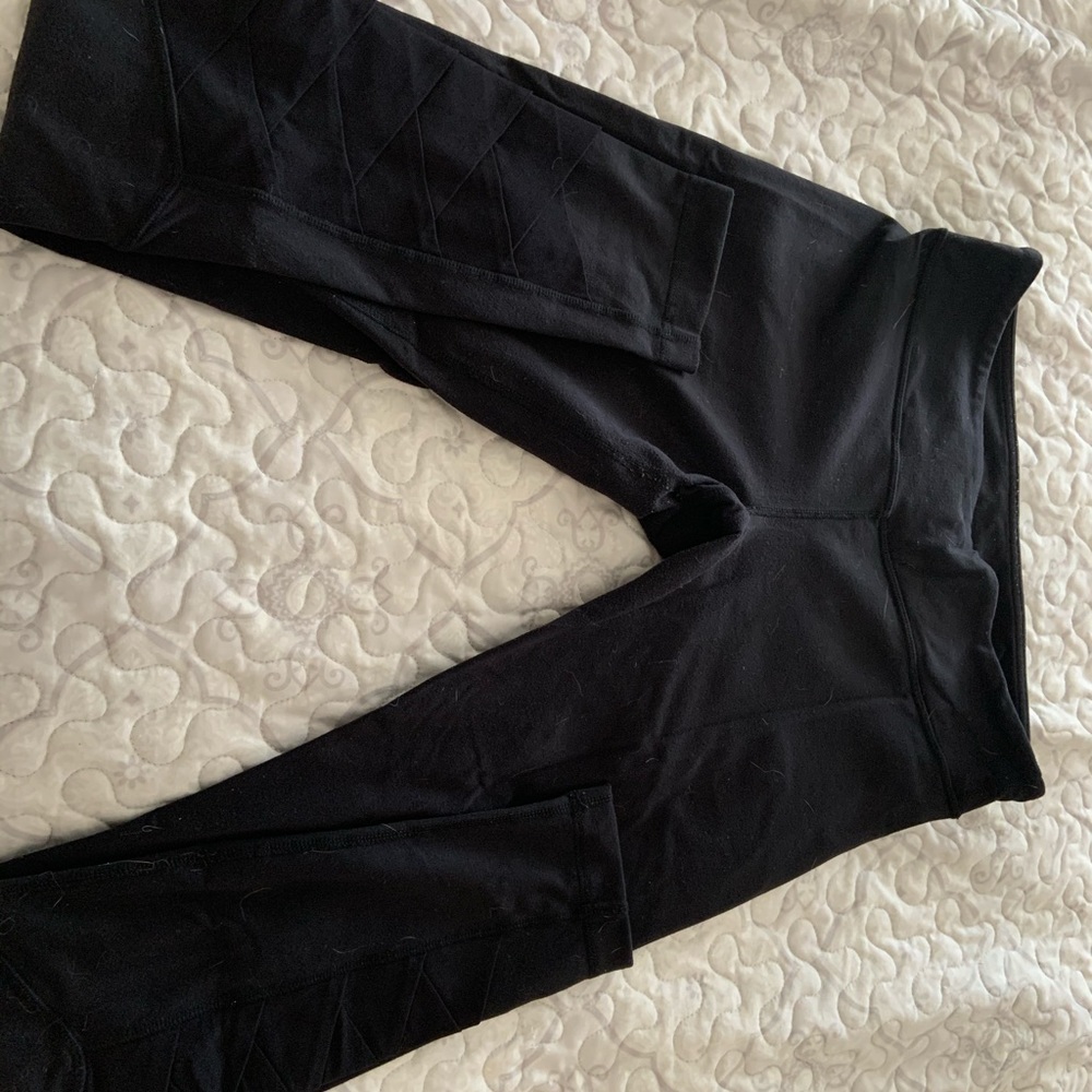 Lululemon leggings size 8